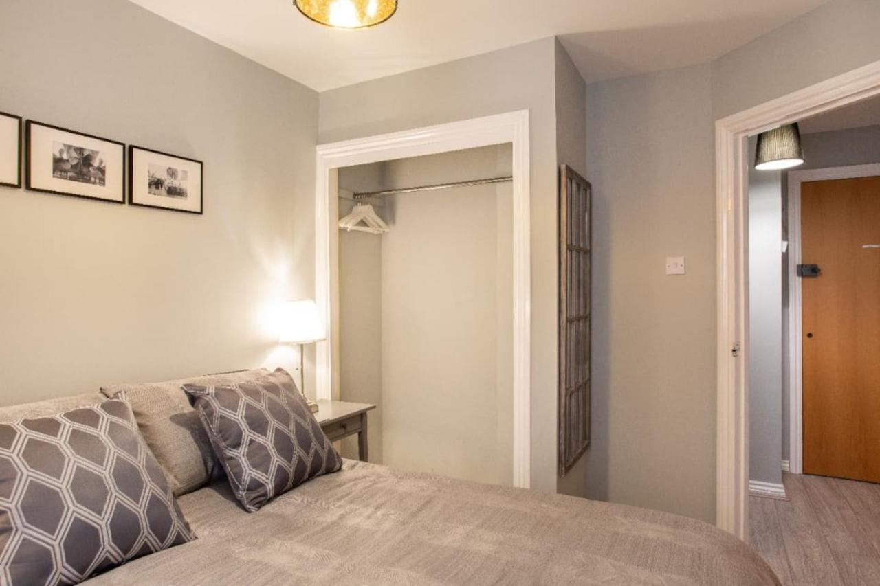 Central Belfast Apartments Alfred Street Buitenkant foto